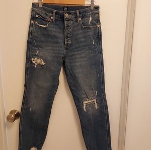 Gap, size 6/28/regular, "cheeky" straight leg frayed classic color blue jeans